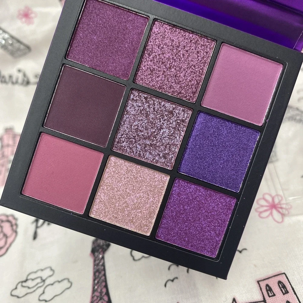 HUDA BEAUTY beauty eyeshadow amethyst